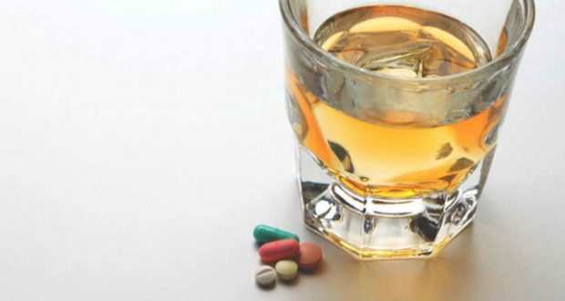 remédios e alcool